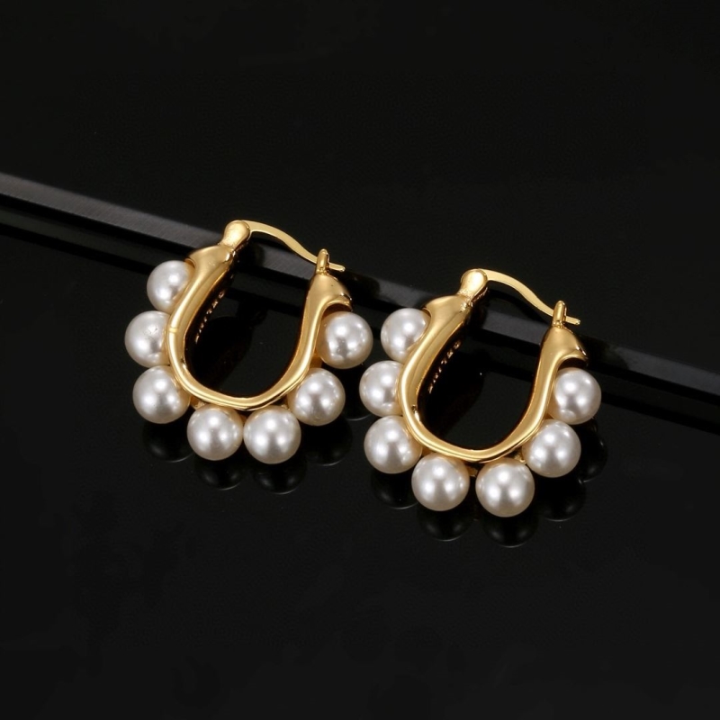 Ce1i*e earrings